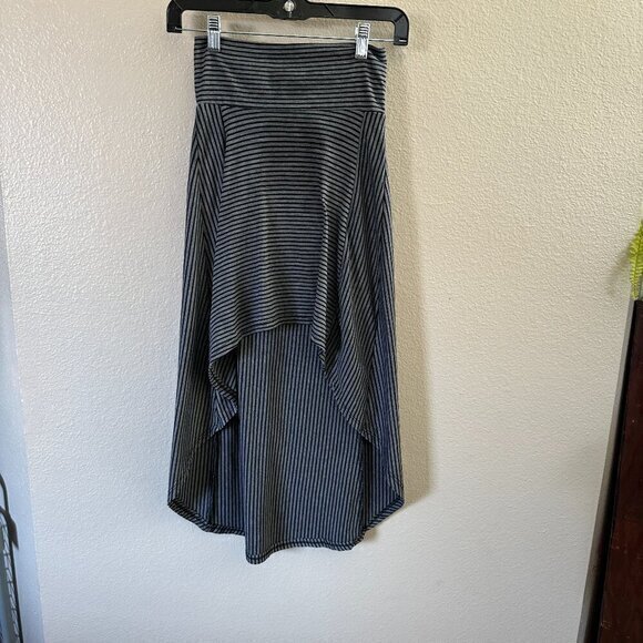 Oboe Long Black & Gray Striped Skirt ‎  Size Small - Picture 1 of 7